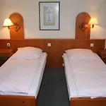 Akzent Hubertus Otel 3*