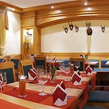 Akzent Hubertus 3*
