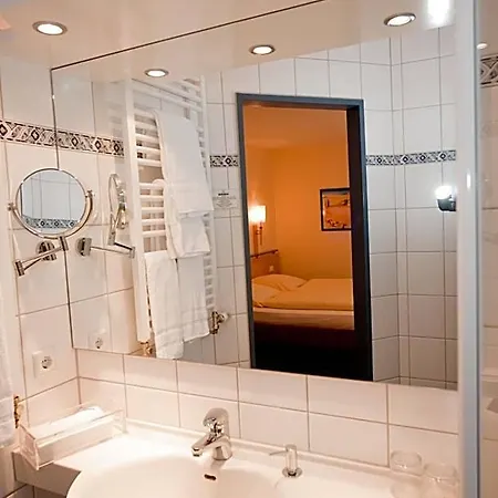 Akzent Hubertus Hotel 3*